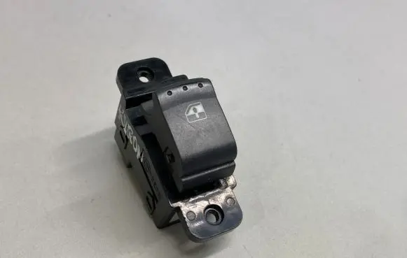 SsangYong Kyron Electric window control switch 202005301