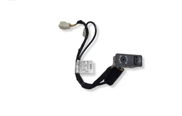 BMW 3 E90 E91 AUX in-socket connector 9202724