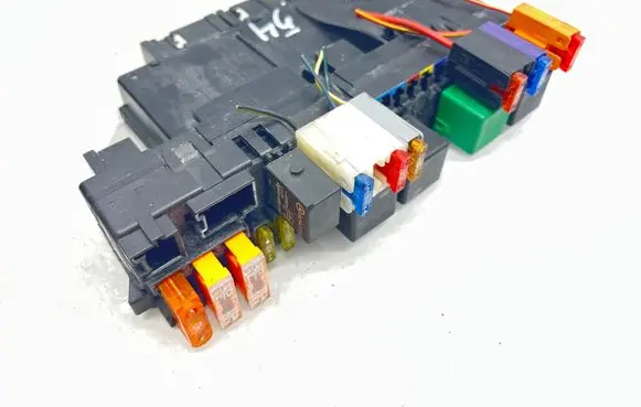 Mercedes-Benz S W220 SAM control unit A0325458332