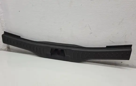 Ford Focus Trunk/boot sill cover protection BM51N40352A