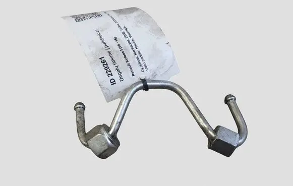 Renault Koleos I Fuel injector supply line/pipe