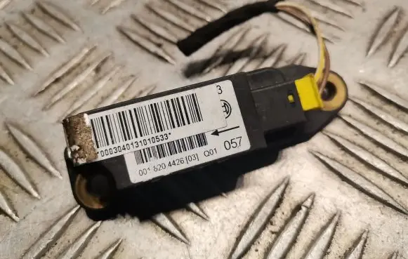 Mercedes-Benz C W203 Airbag deployment crash/impact sensor 0018204426