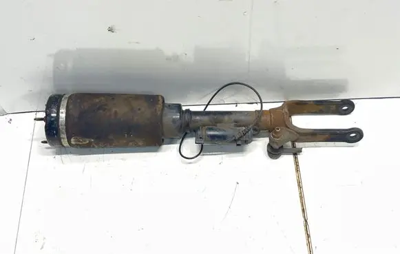 Mercedes-Benz ML W164 Front air suspension shock absorber 