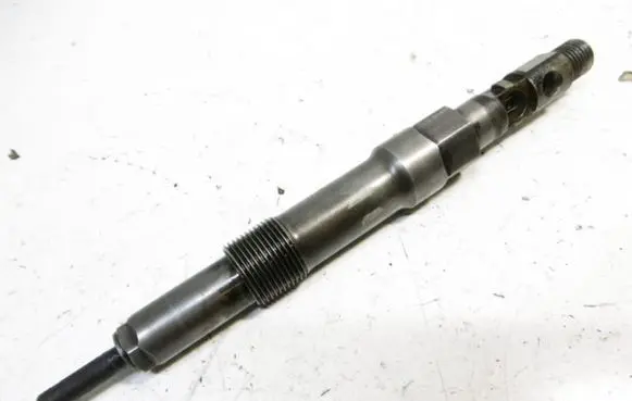 Ford Mondeo Mk III Fuel injector