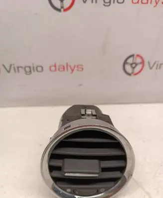 Fiat 500 Dash center air vent grill 226614