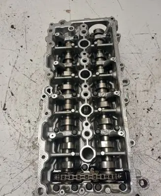 Peugeot 3008 II Camshaft 9812647280