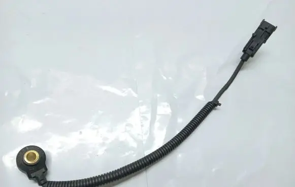 Hyundai i30 Detonation knock sensor 39250-03030
