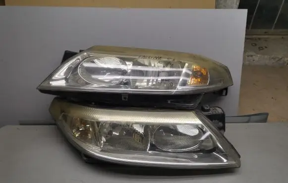 Renault Laguna II Headlights/headlamps set 8200002845 8200002847