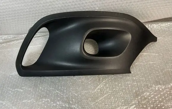 Front bumper lower grill