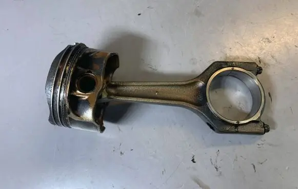 BMW 3 E90 E91 Connecting rod/conrod 7589533 11247589533