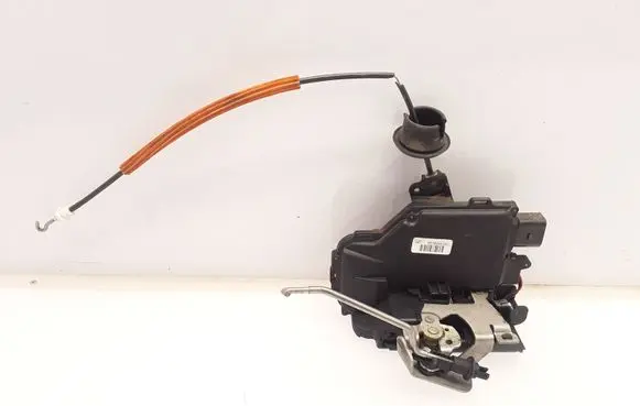 Audi A4 S4 B7 8E 8H Rear door lock 8E0839016C