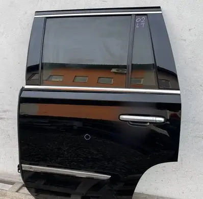 Cadillac Escalade IV Front door 42353425245