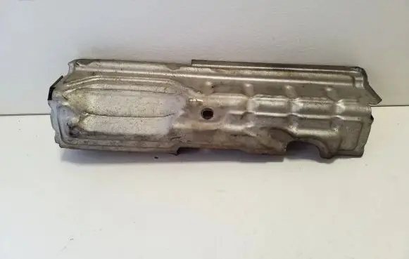 Exhaust heat shield