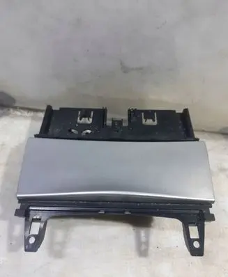 Ashtray (front)