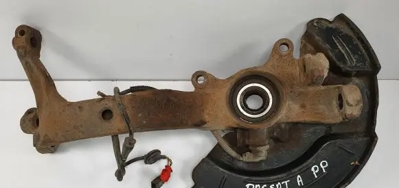 Volkswagen PASSAT B5.5 Front wheel hub 4B3407258