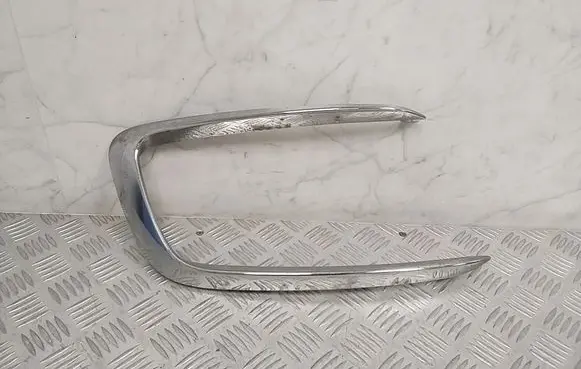 Mercedes-Benz Vito Viano W447 Front bumper lower grill A4478857000