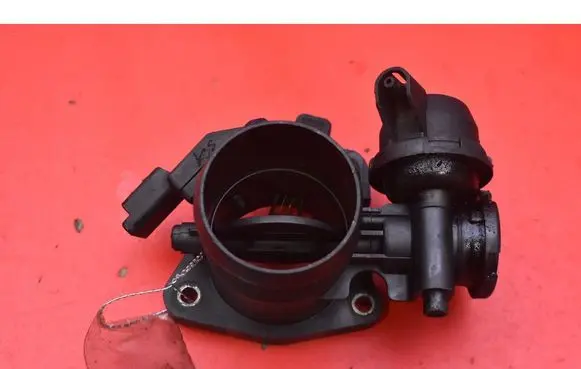 Volvo V50 Throttle body valve 9647474880