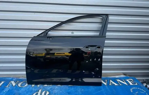 Audi A6 S6 C8 4K Front door