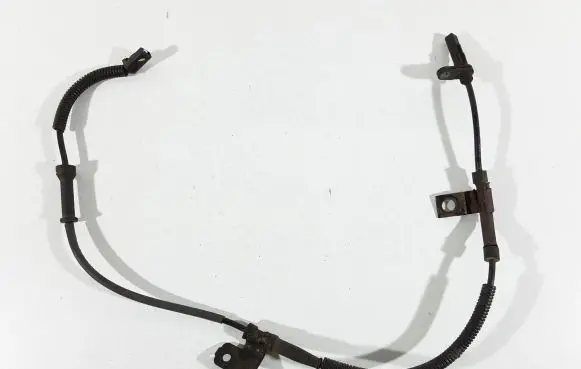 KIA Sorento ABS brake wheel speed sensor 956713E310