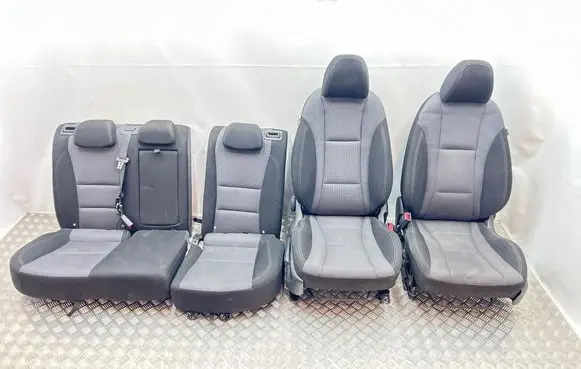 Hyundai i30 Seat set 