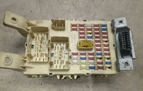 Hyundai i20 (PB PBT) Fuse box set 919511j040 1012529011