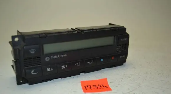 Volkswagen PASSAT B5 Climate control unit 3B2907044J