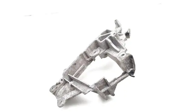 Land Rover Discovery Sport Engine mounting bracket G4D3-9L456-DC