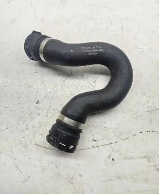 Audi Q5 SQ5 8R Engine coolant pipe/hose 8R0121101C