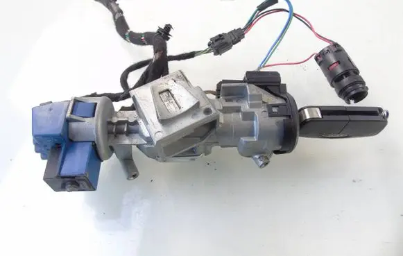 Ford S-MAX Ignition lock 3M51-3F880-AE