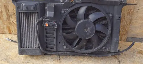 Citroen C4 II Radiator support slam panel 