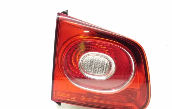 Volkswagen Tiguan Tailgate rear/tail lights 5N0945093B