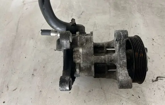 BMW X5 E70 Power steering pump LH2114859