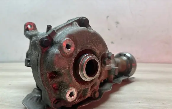 Gearbox transfer box case