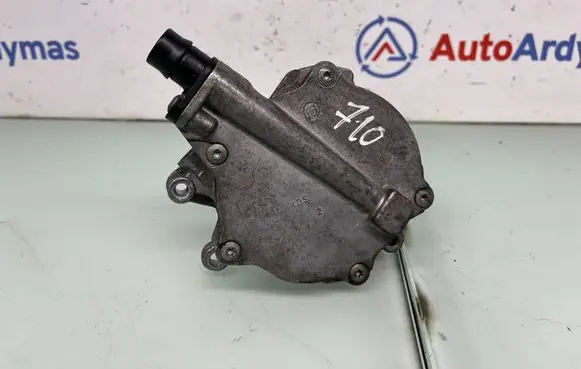 BMW 7 G11 G12 Vacuum pump 8634120 11668634120