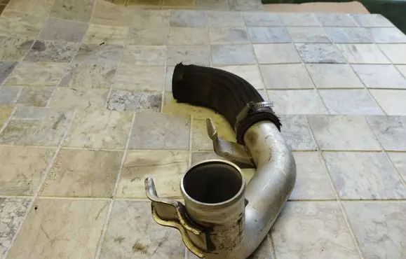 Chevrolet Captiva Intercooler hose/pipe