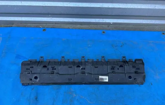 Porsche Cayenne (9Y0 9Y3) Intercooler air guide/duct channel 9Y0121293