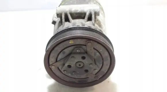 Renault Megane II Air conditioning (A/C) compressor (pump)