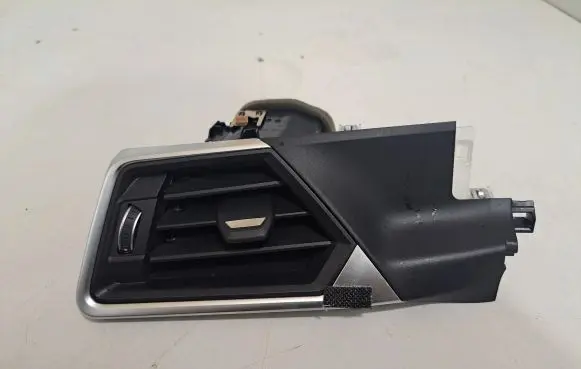 BMW 4 G22 G23 G24 G26 Dashboard air vent grill cover trim 6805796 9624711