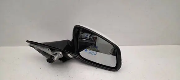 BMW 1 F40 Front door electric wing mirror 