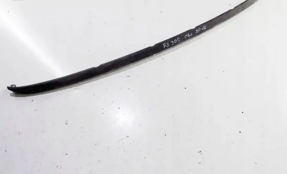 Lexus RX 300 Front bumper splitter molding