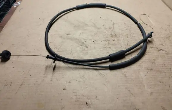 Chrysler PT Cruiser Throttle cable 04891161AD