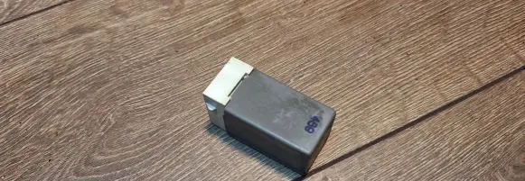 Volvo V70 Other relay 9483309