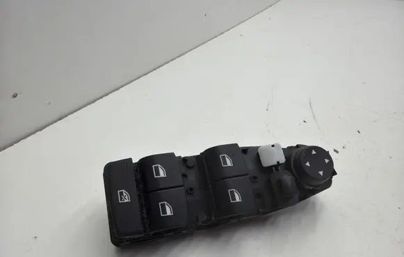 BMW X3 F25 Electric window control switch 9208109 L10063