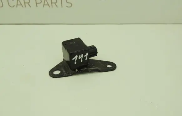 Toyota Yaris Airbag deployment crash/impact sensor 8983552010 1876004050