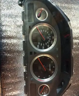 Volvo XC90 Speedometer (instrument cluster) 30765609 0393726 3600653