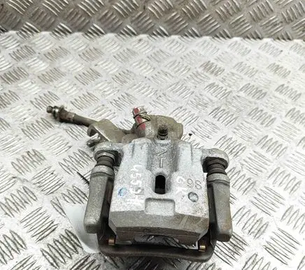 Suzuki SX4 S-Cross Rear brake caliper 5540261M00999