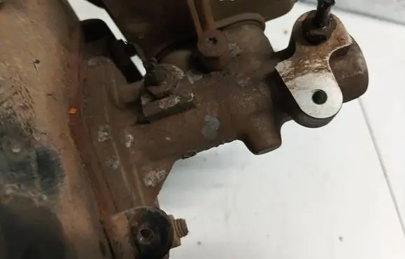 Master brake cylinder