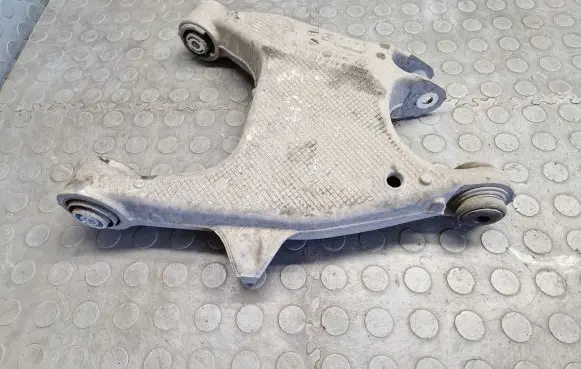 BMW 5 F10 F11 Rear upper control arm/wishbone 6865899