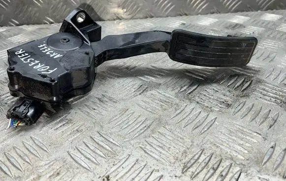 Subaru Forester SH Accelerator throttle pedal 198800