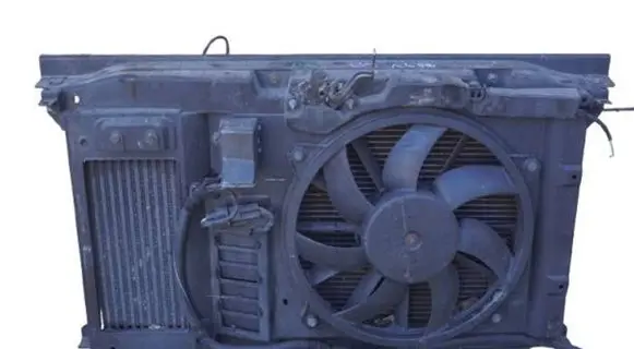 Peugeot RCZ Coolant radiator